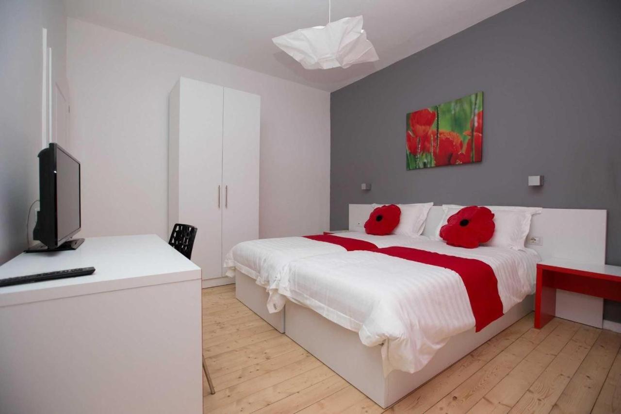Rimini 3*